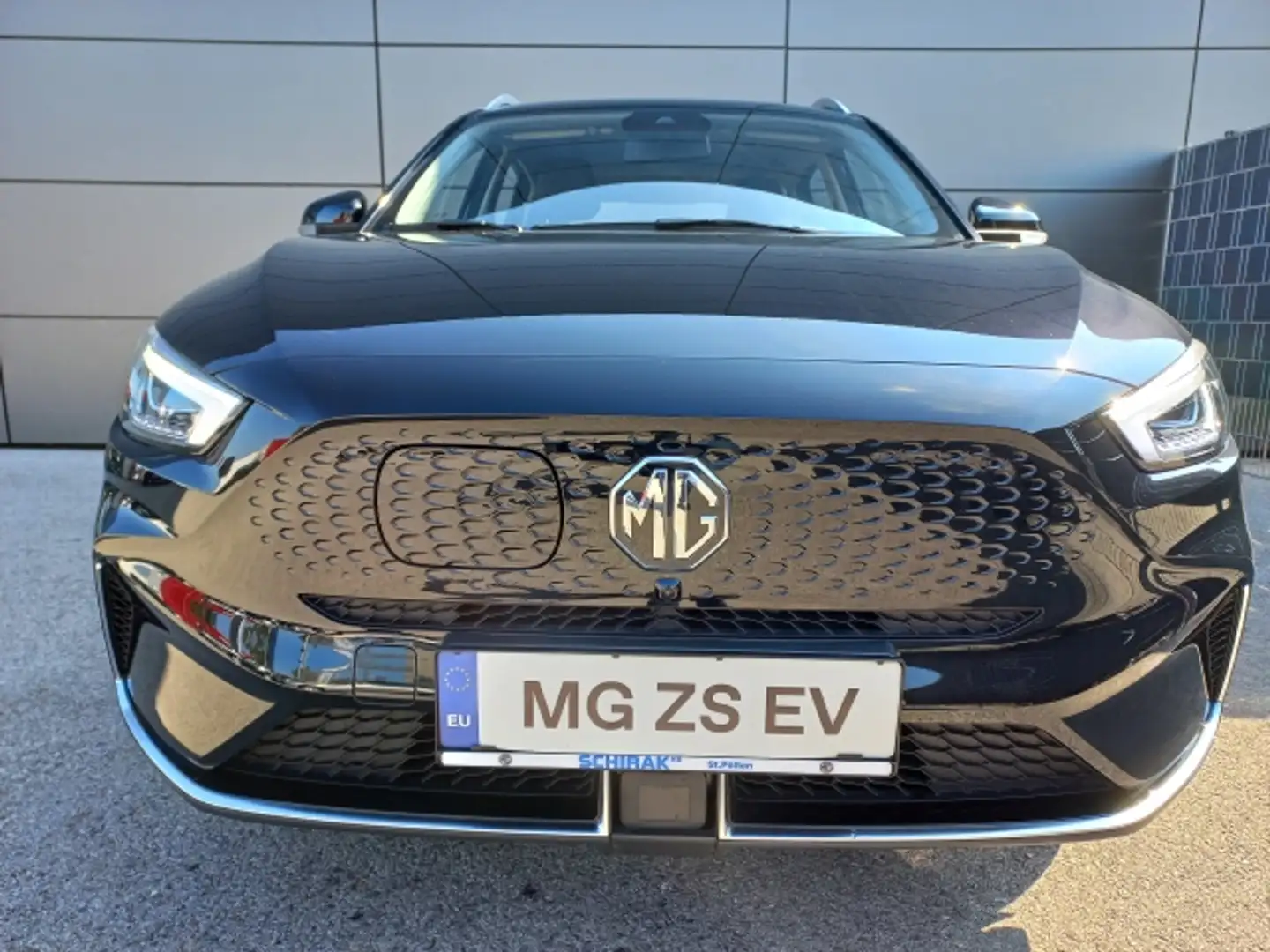 Vehicle image, number 3