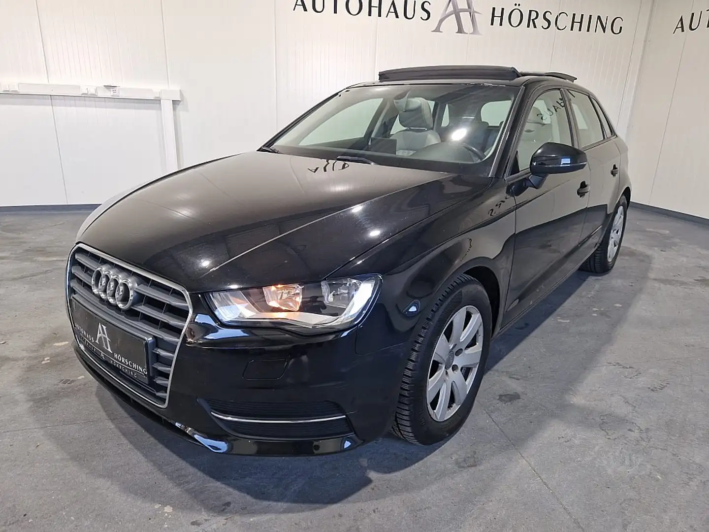 Vehicle image, number 3