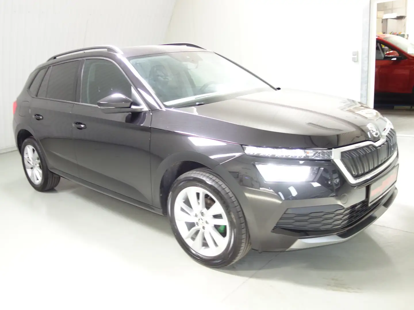 Vehicle image, number 3