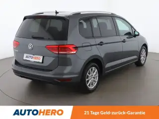 Vehicle image thumbnail, number 6