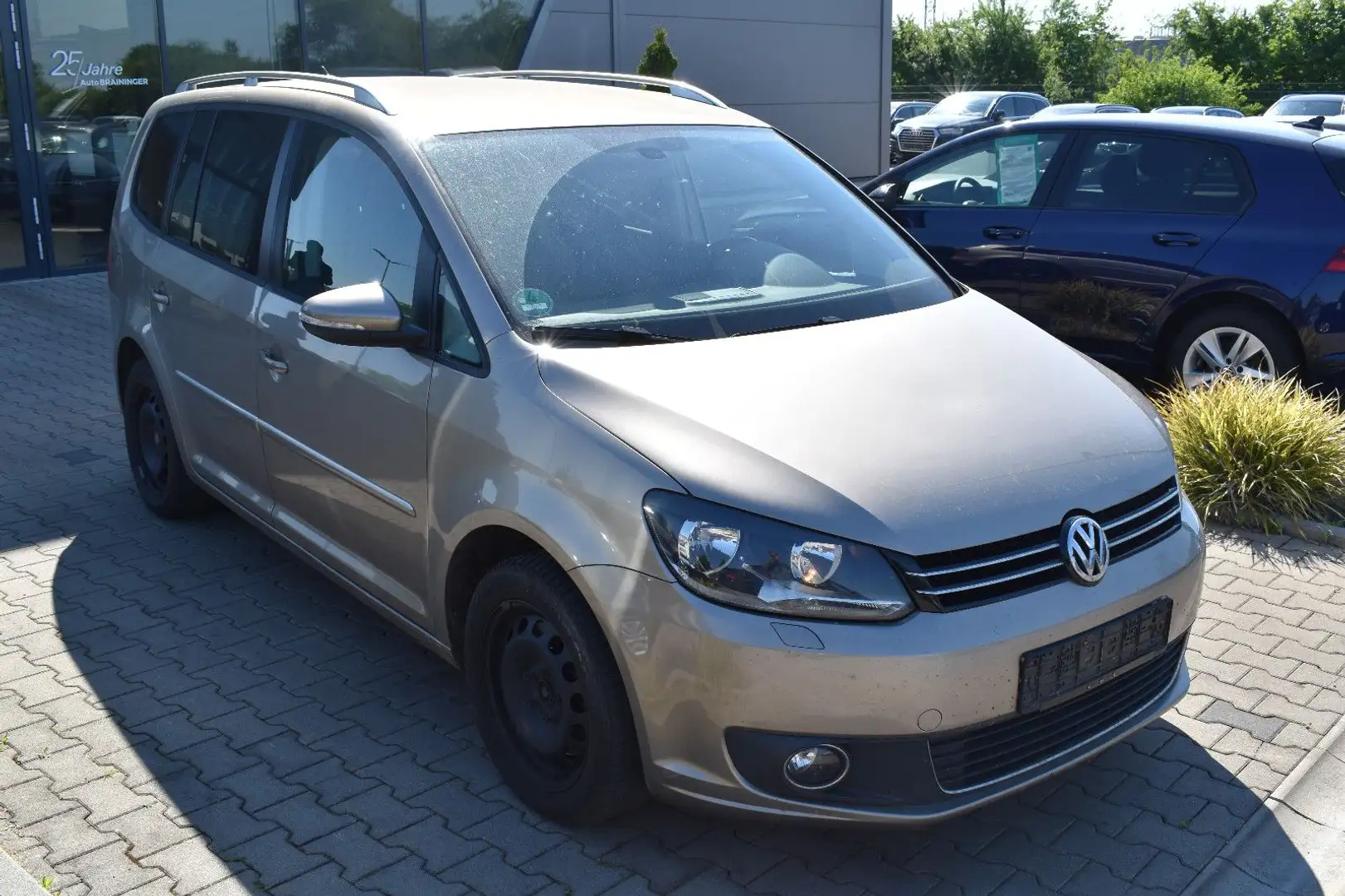 Vehicle image, number 5