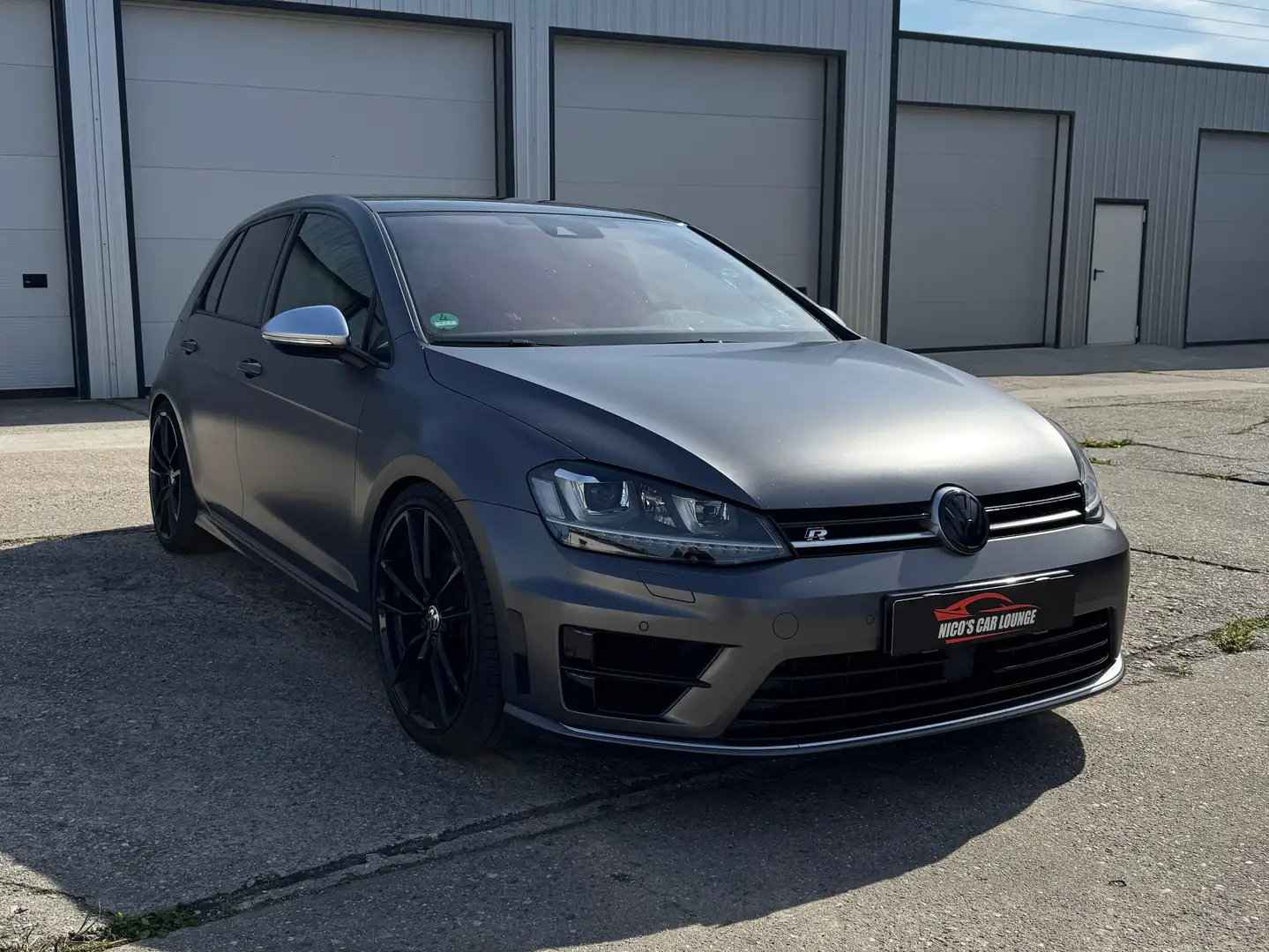 Vehicle image, number 3
