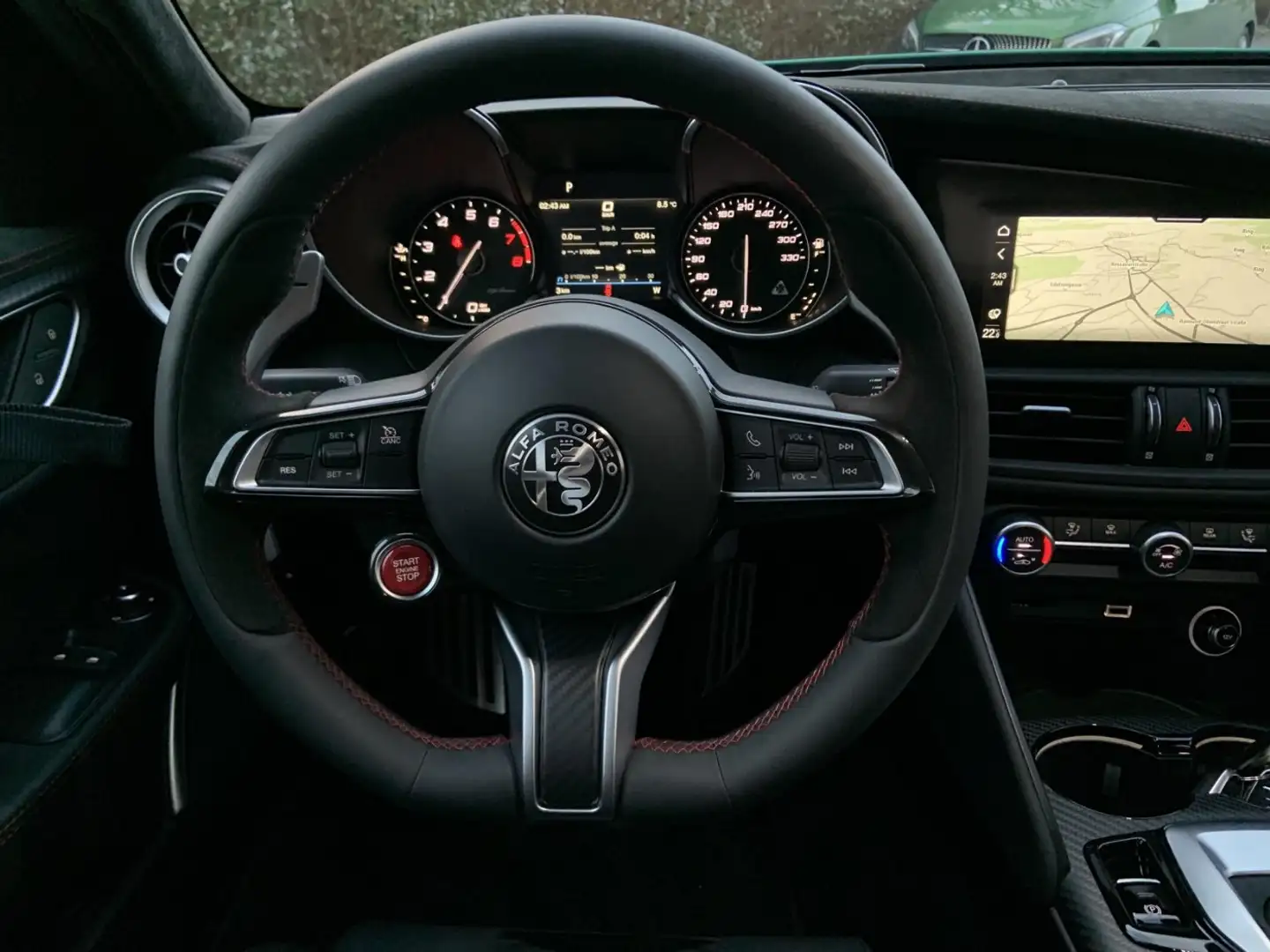 Vehicle image, number 12