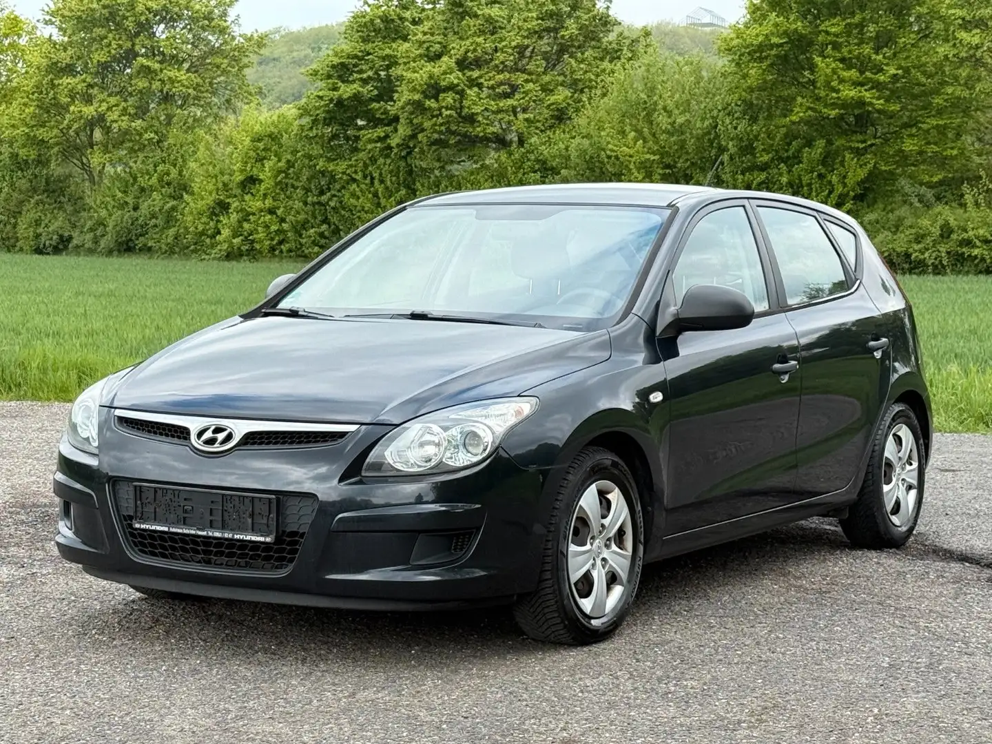 Vehicle image, number 2