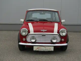 Vehicle image thumbnail, number 8
