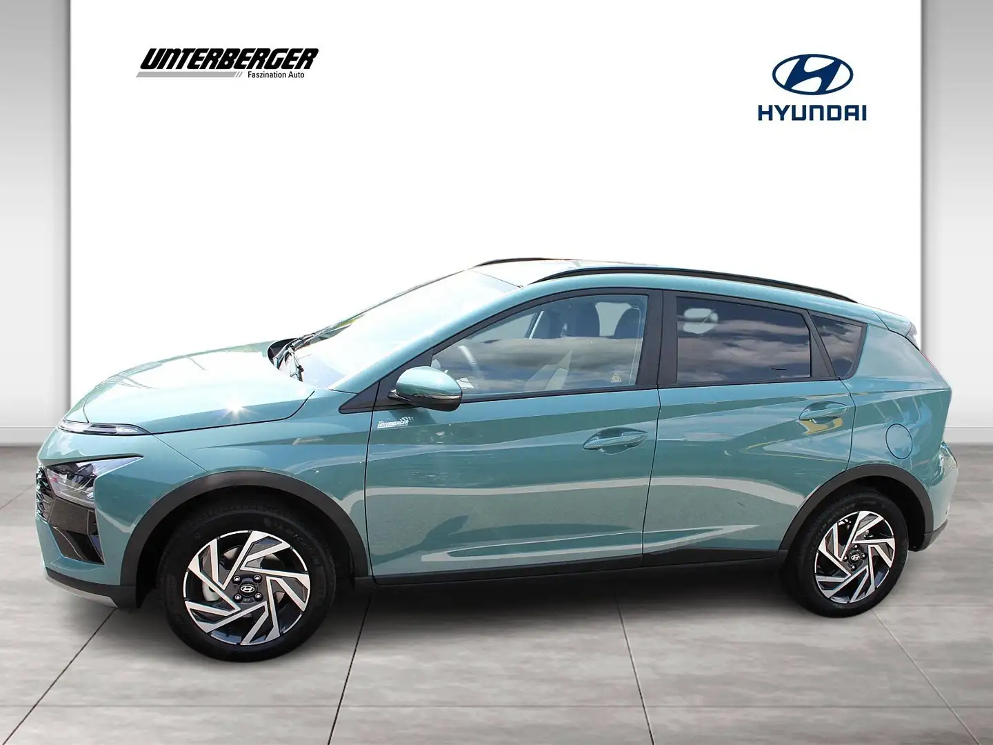 Vehicle image, number 4