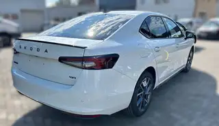 Vehicle image thumbnail, number 2
