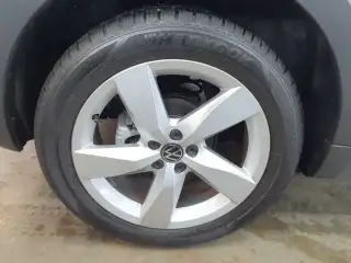 Vehicle image thumbnail, number 16