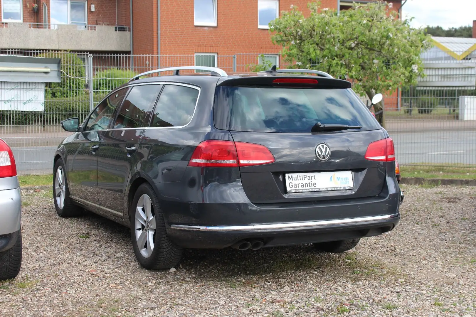 Vehicle image, number 3