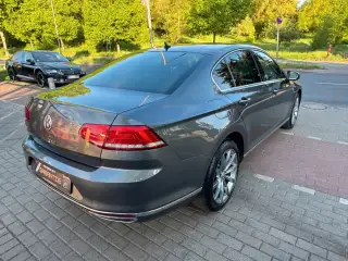 Vehicle image thumbnail, number 5
