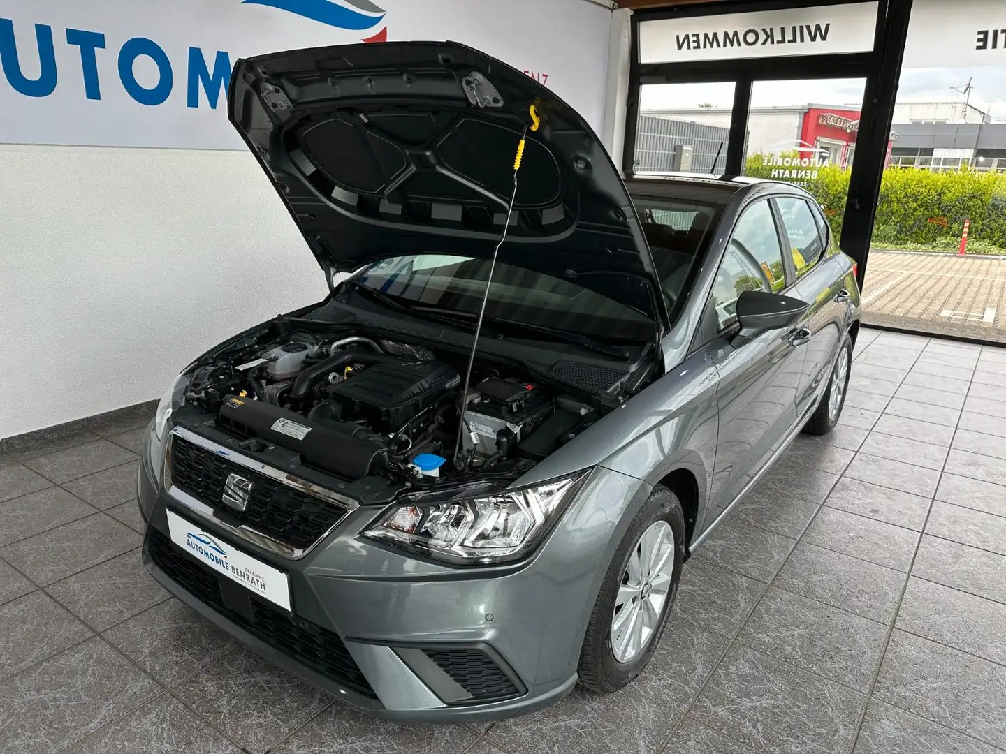 Vehicle image, number 3