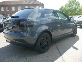 Vehicle image thumbnail, number 9