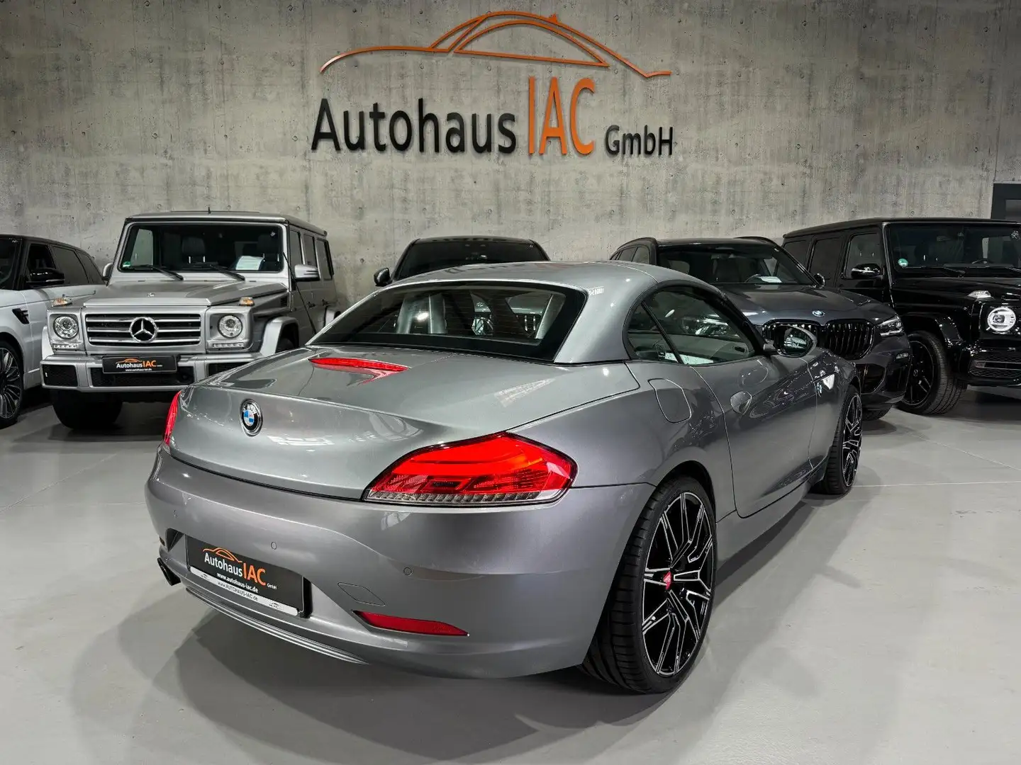 Vehicle image, number 2
