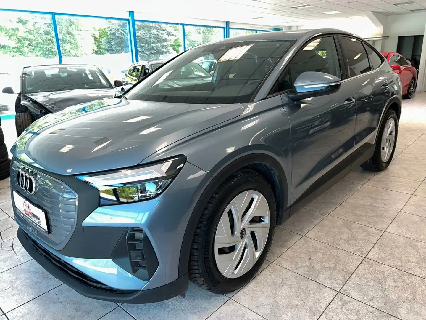 Vehicle image, number 1