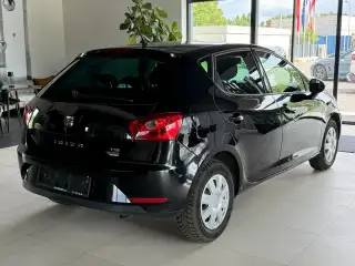Vehicle image thumbnail, number 3