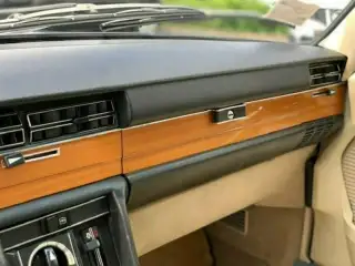Vehicle image thumbnail, number 16