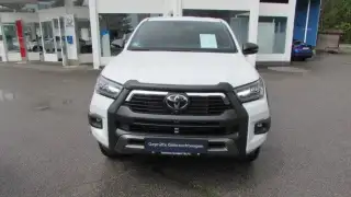 Vehicle image thumbnail, number 4