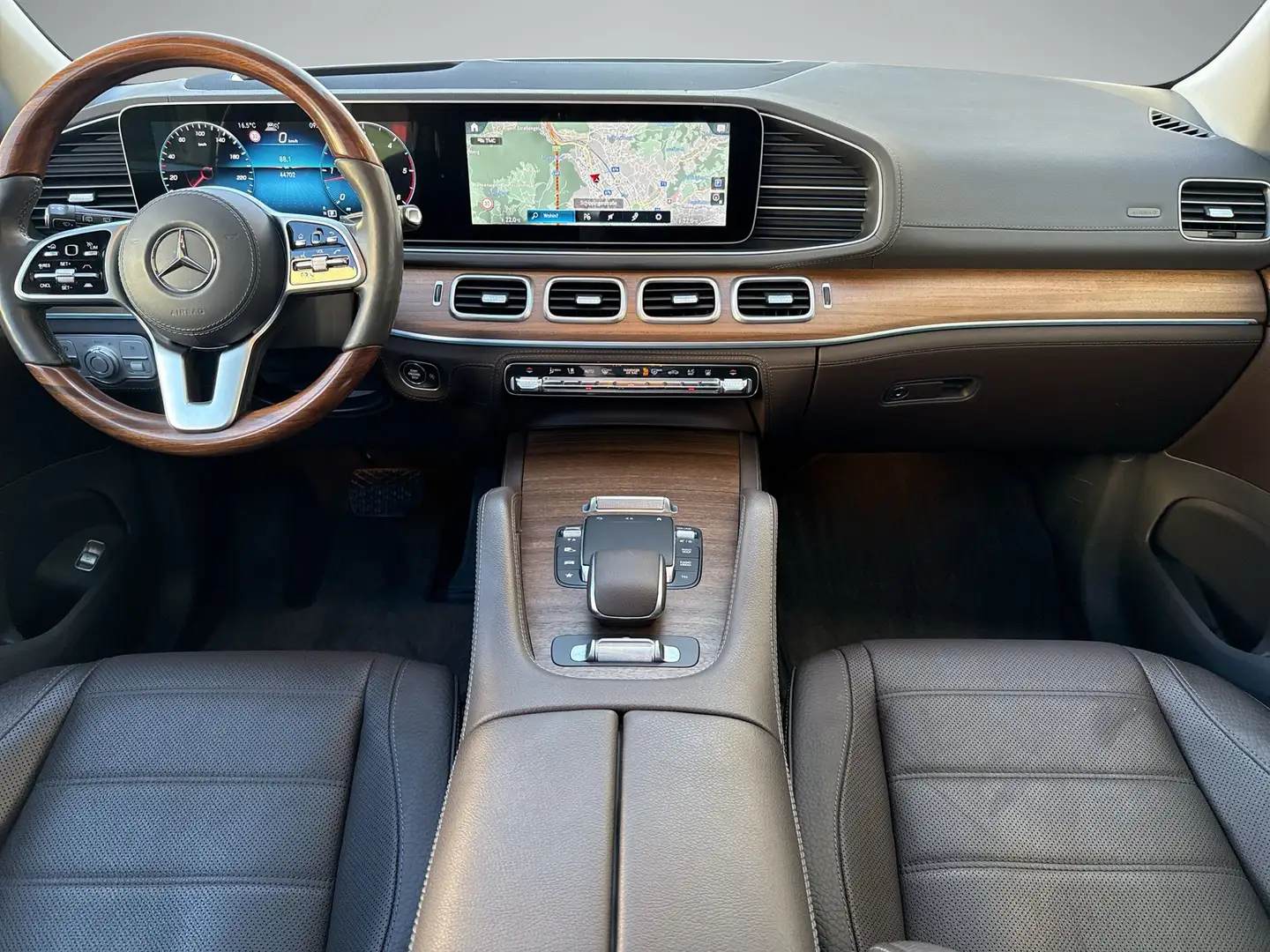 Vehicle image, number 7