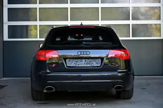 Vehicle image thumbnail, number 4