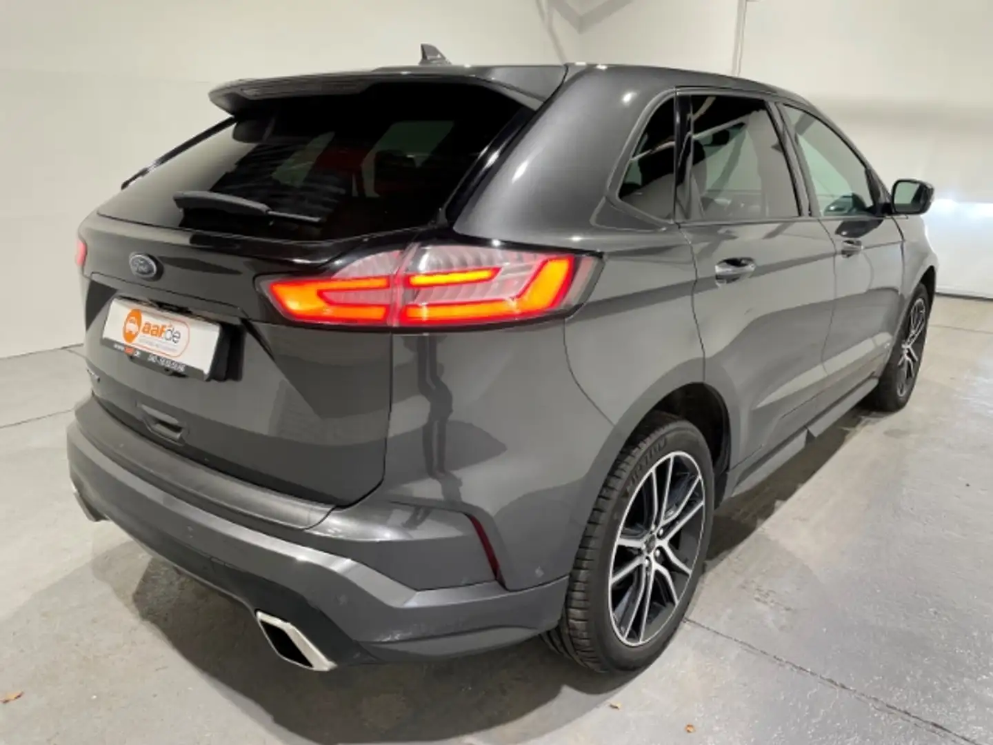 Vehicle image, number 3