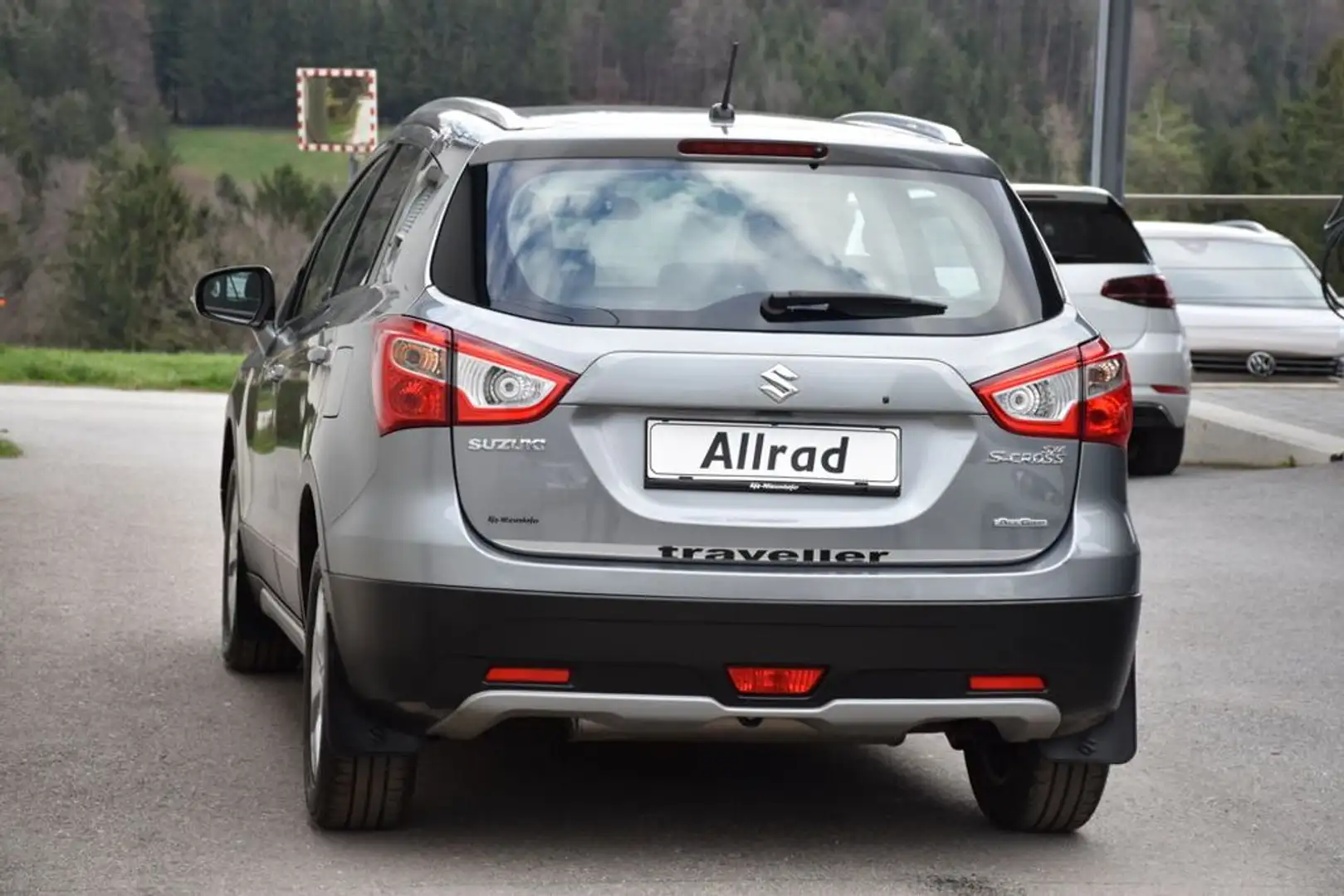 Vehicle image, number 5