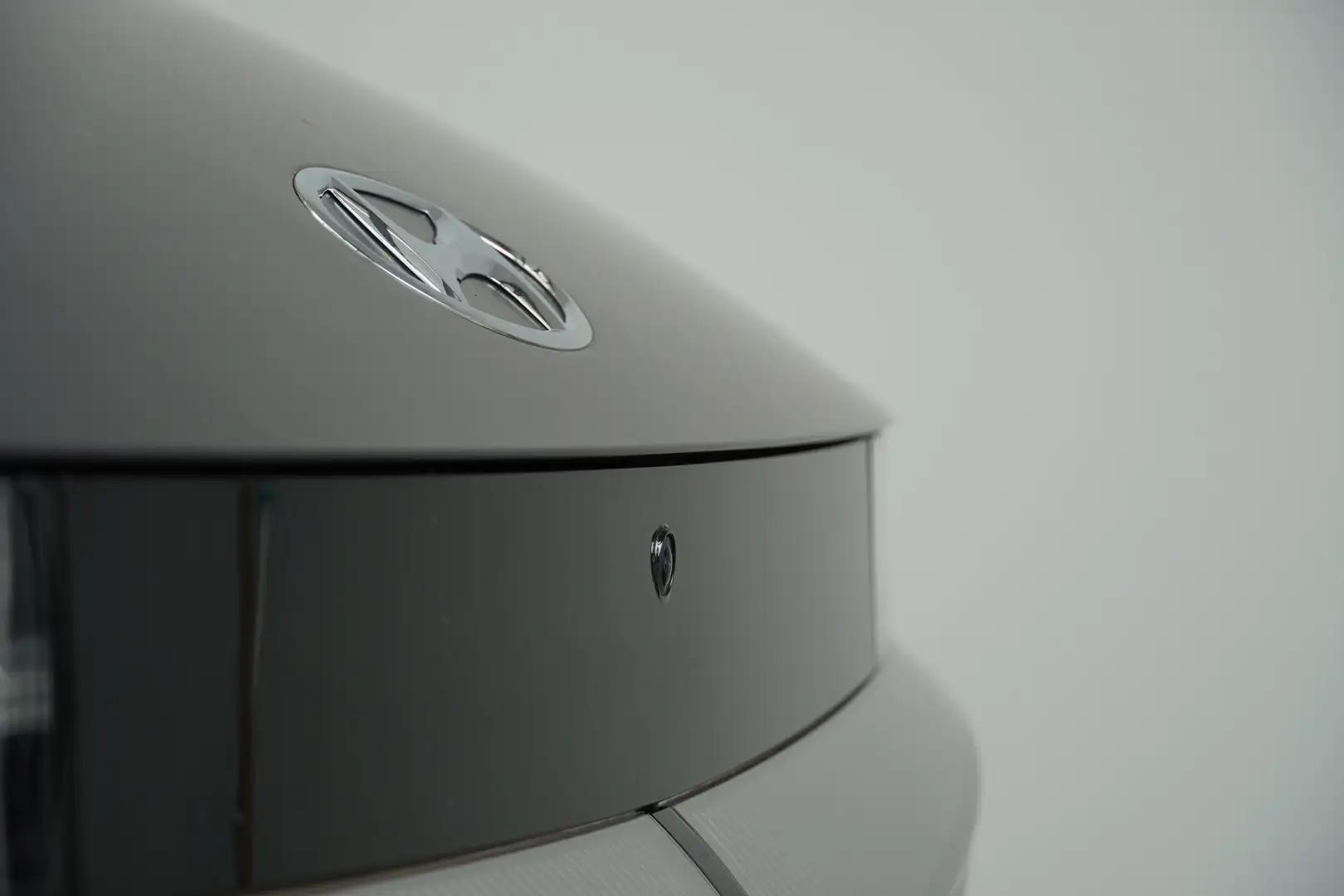 Vehicle image, number 6