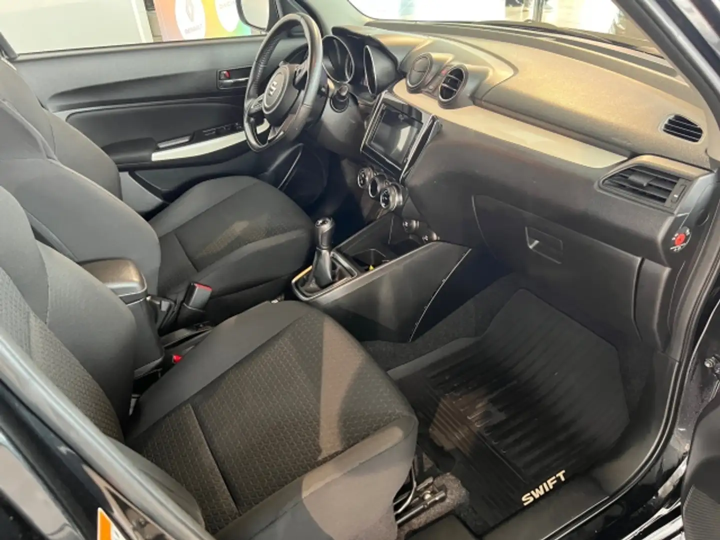 Vehicle image, number 8