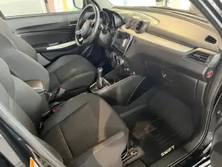 Vehicle image thumbnail, number 8