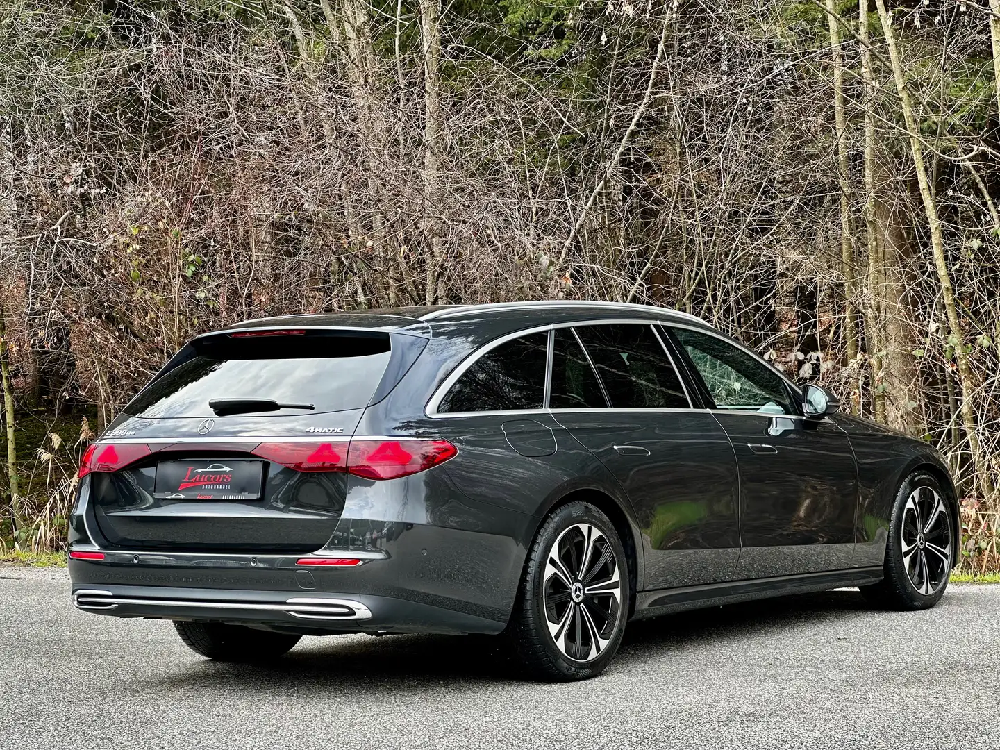 Vehicle image, number 2