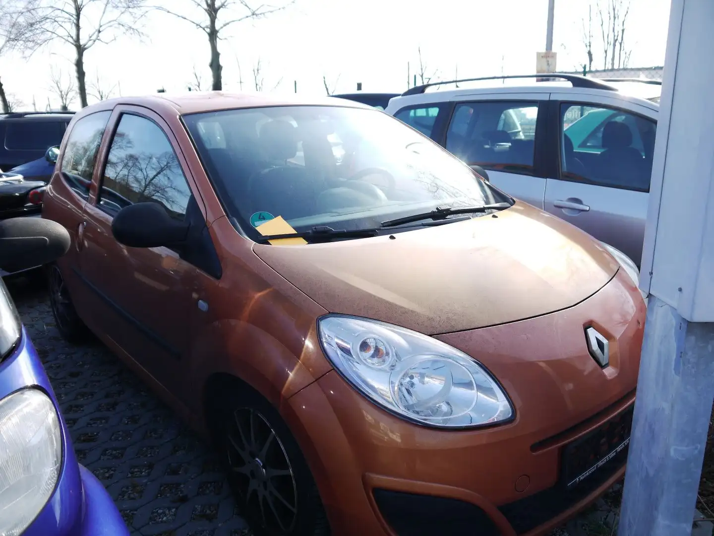 Vehicle image, number 2