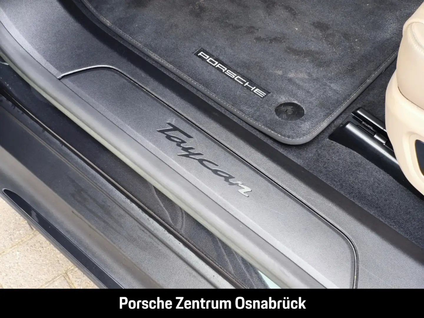 Vehicle image, number 18