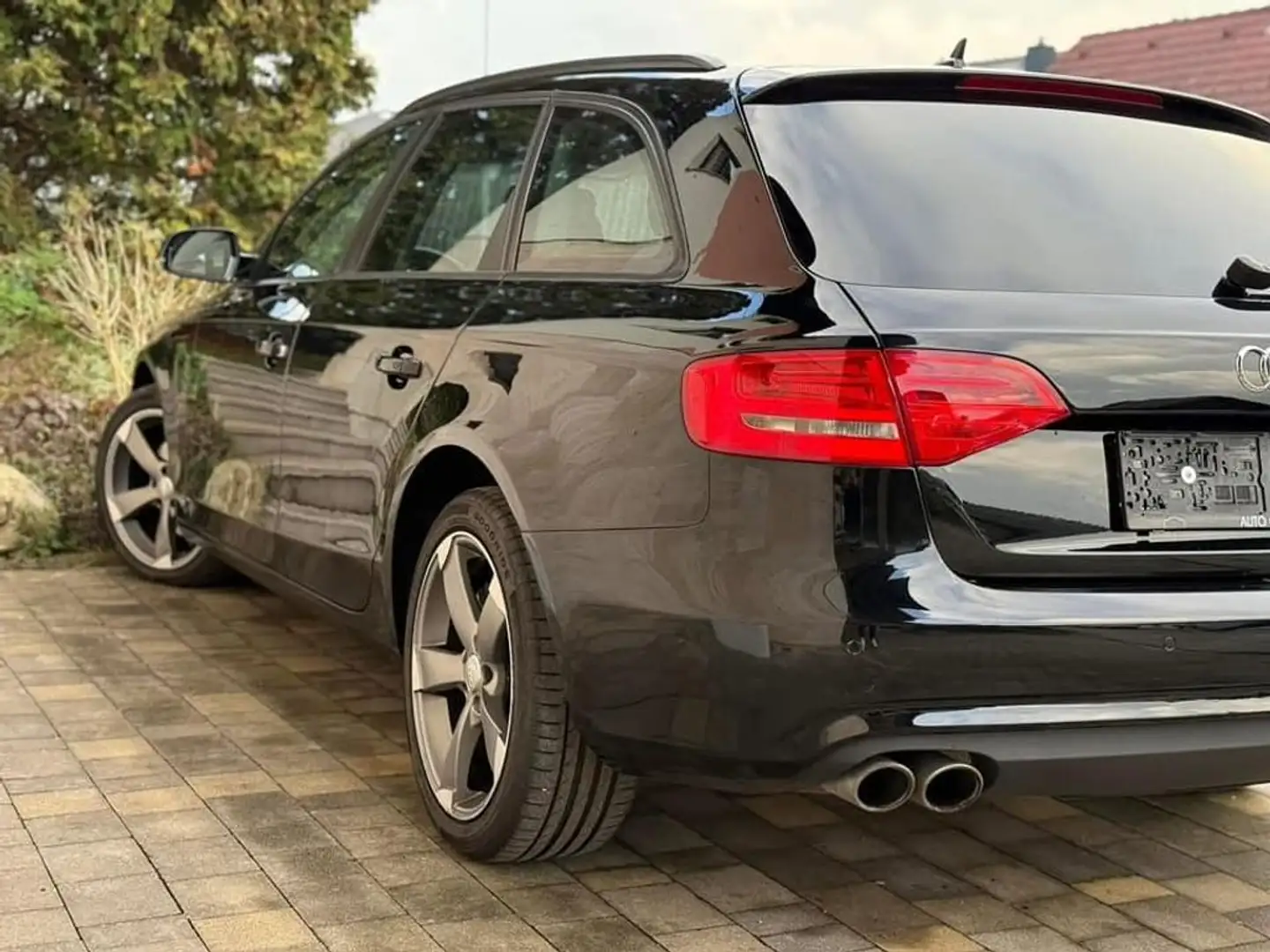 Vehicle image, number 7
