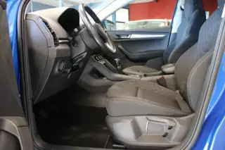 Vehicle image thumbnail, number 12