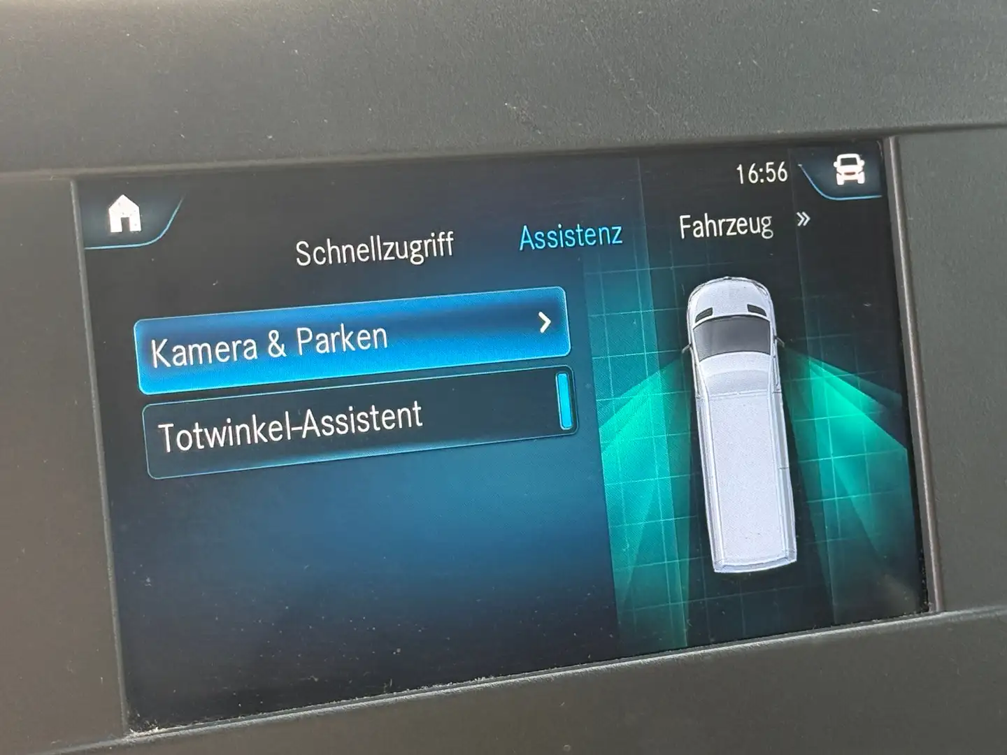 Vehicle image, number 13