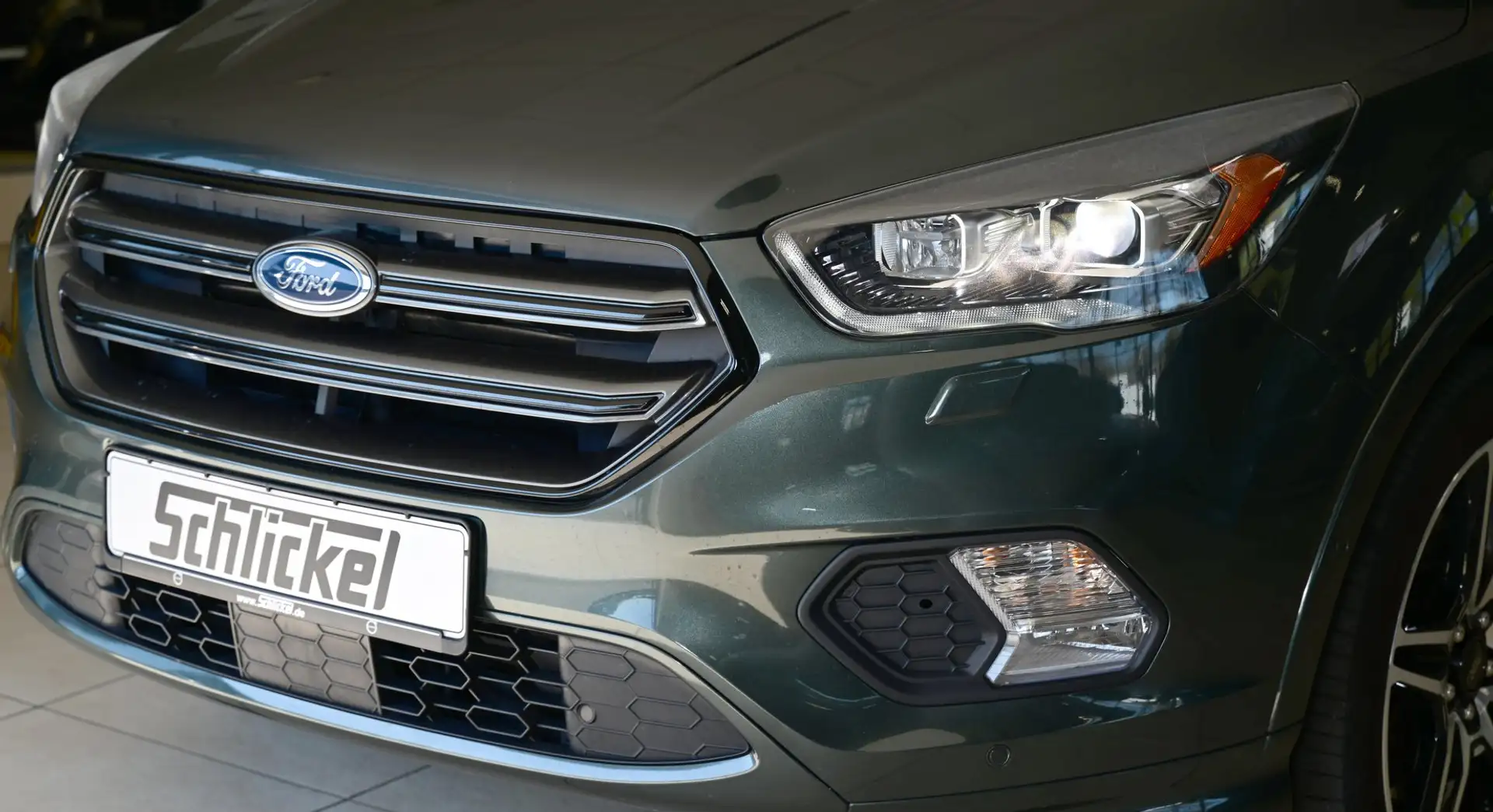 Vehicle image, number 2