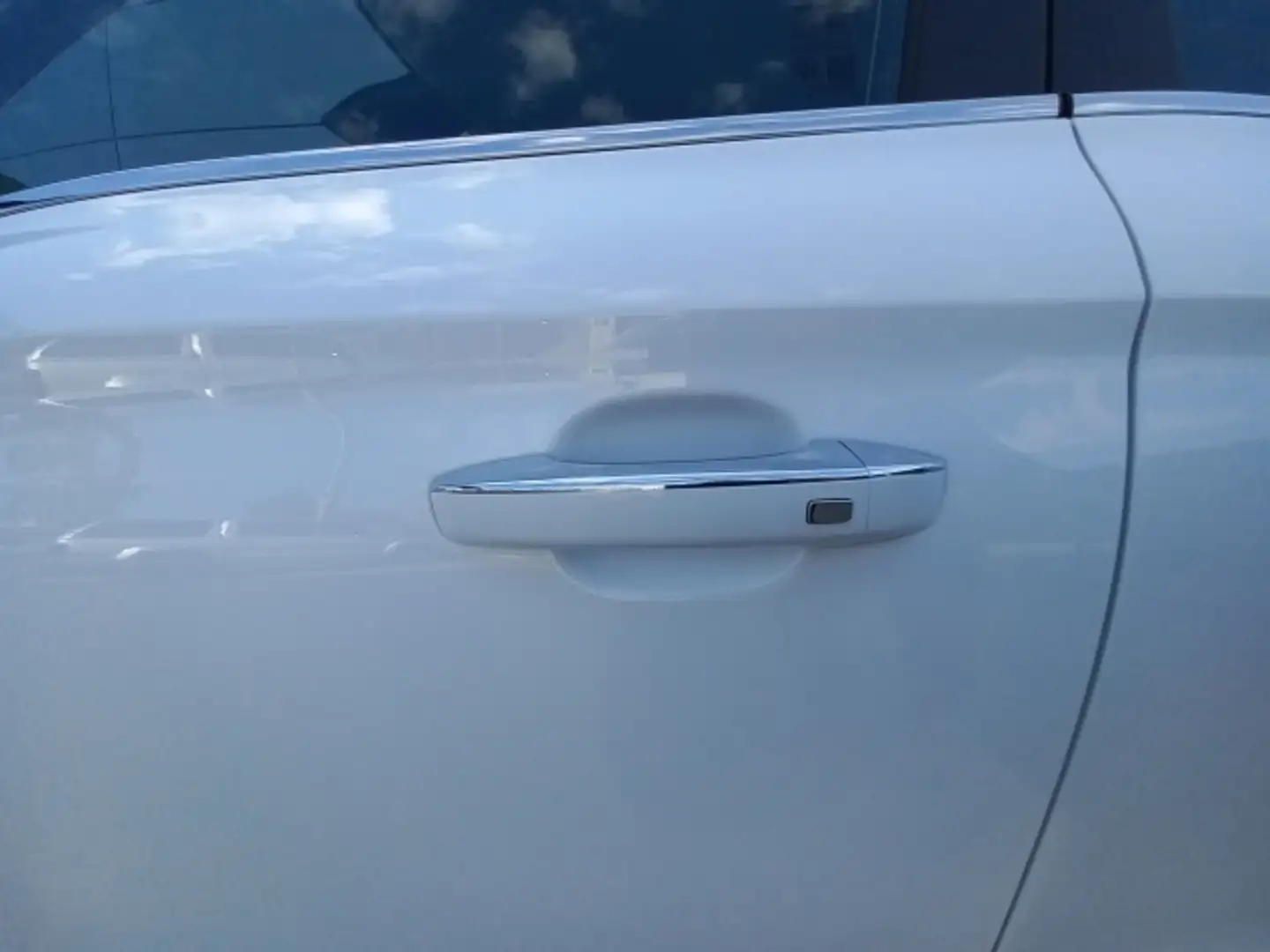 Vehicle image, number 5