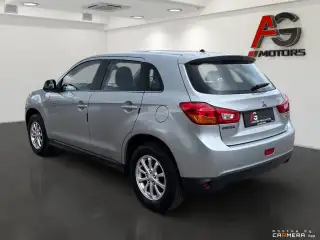Vehicle image thumbnail, number 7