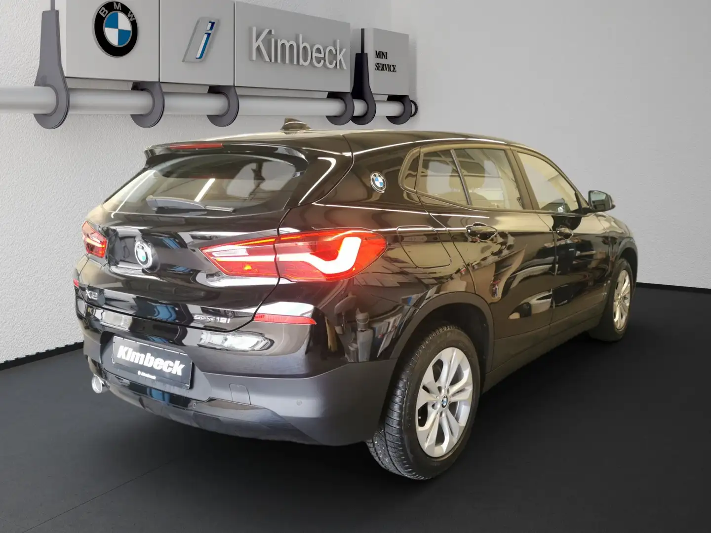 Vehicle image, number 2