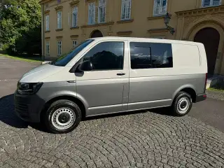 Vehicle image thumbnail, number 4