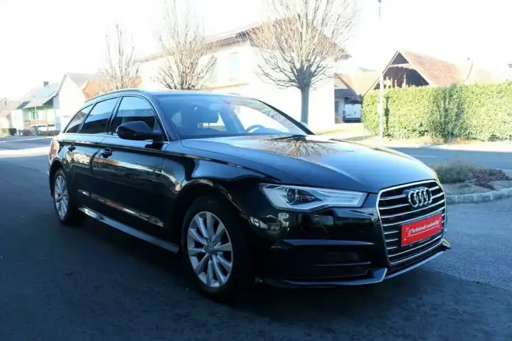 Additional image of the vehicle