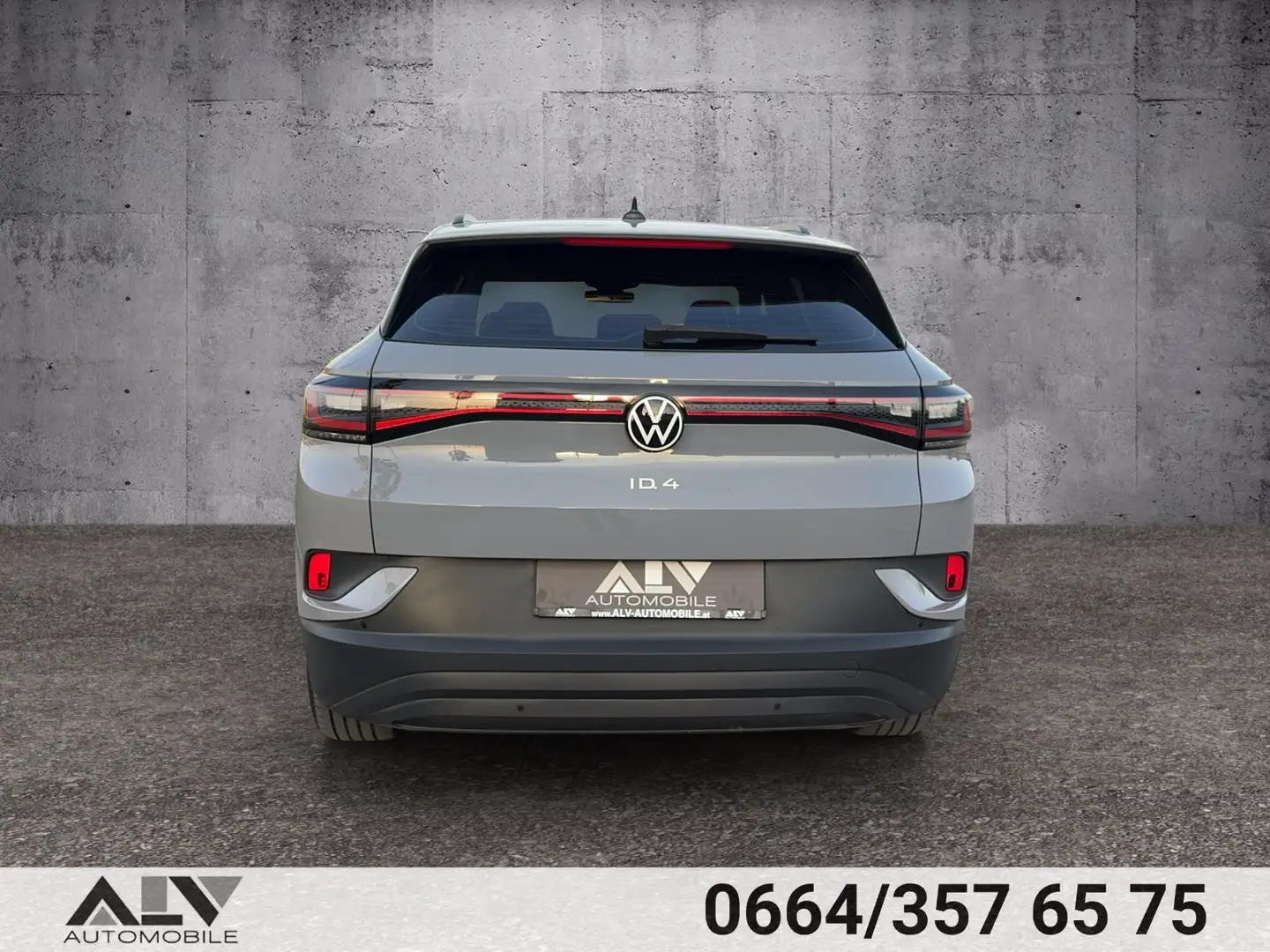 Vehicle image, number 6