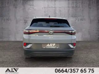 Vehicle image thumbnail, number 6