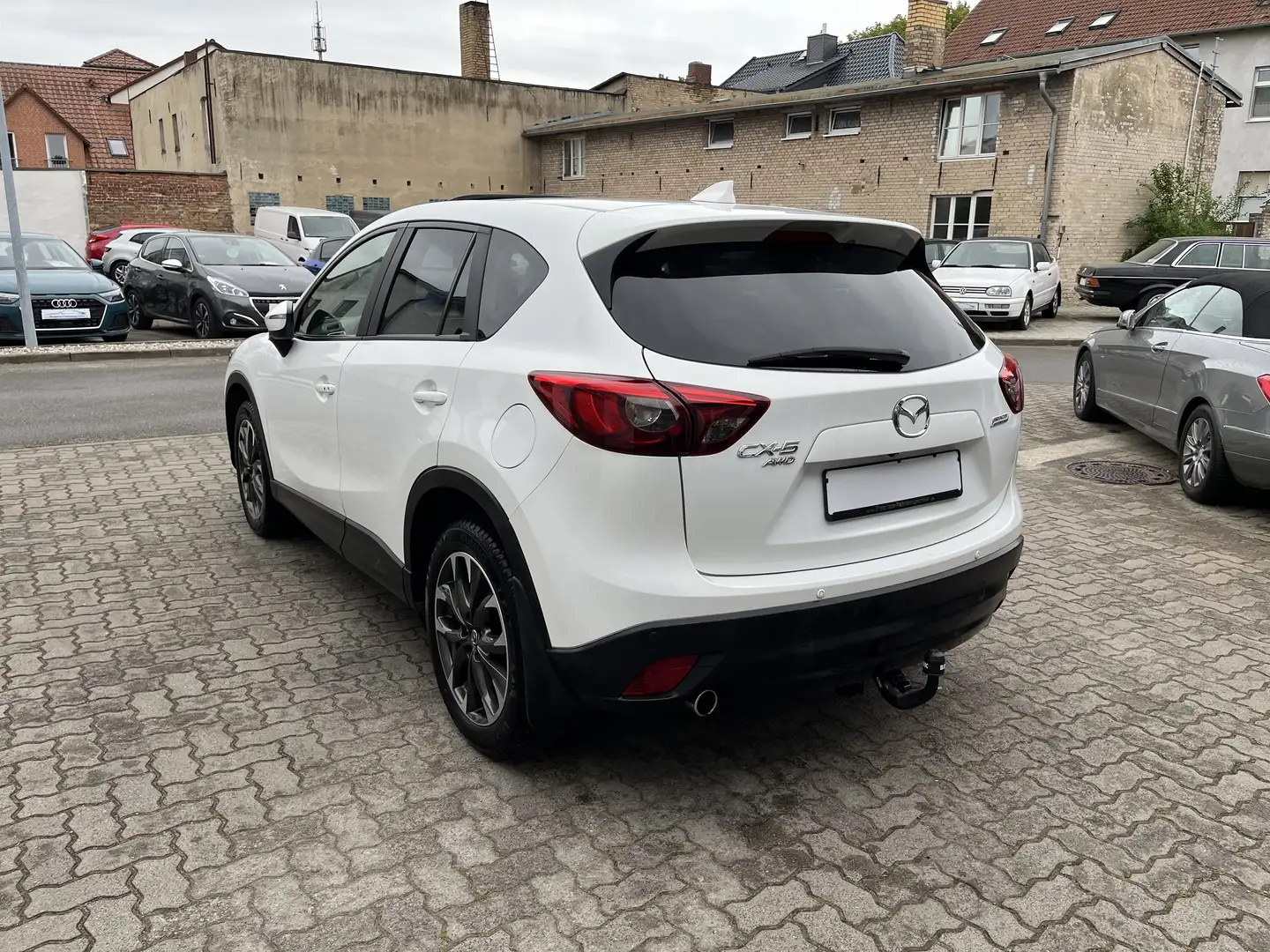 Vehicle image, number 7