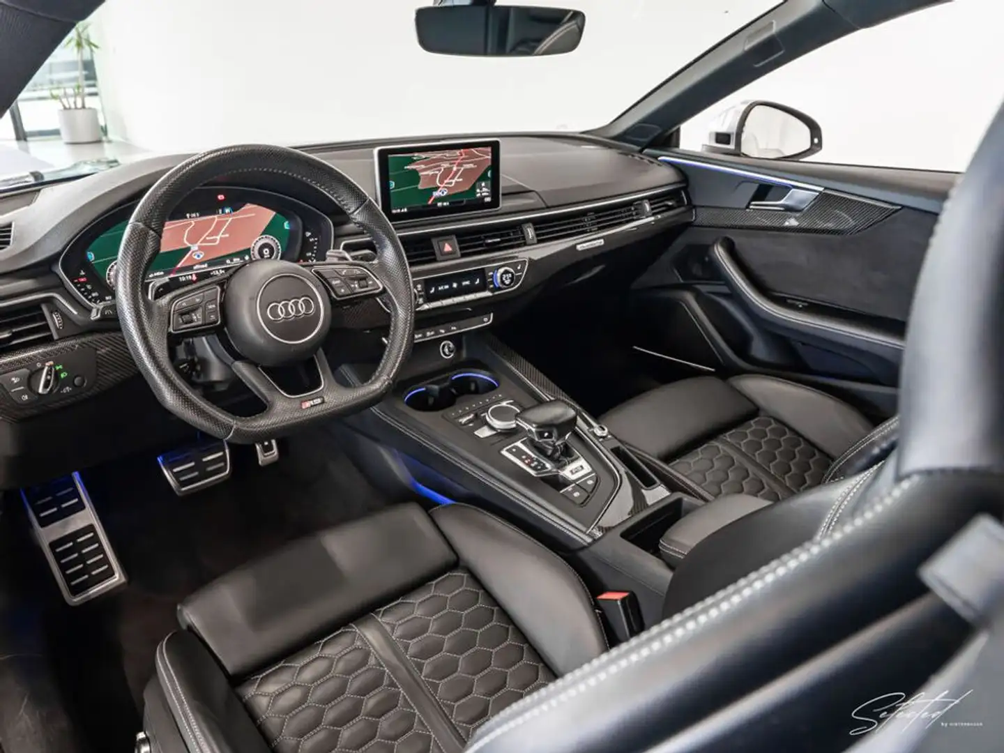 Vehicle image, number 7