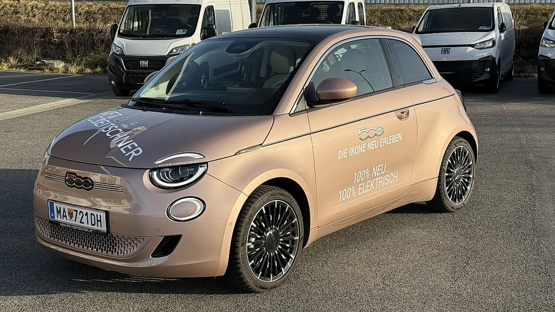 Vehicle image, number 1