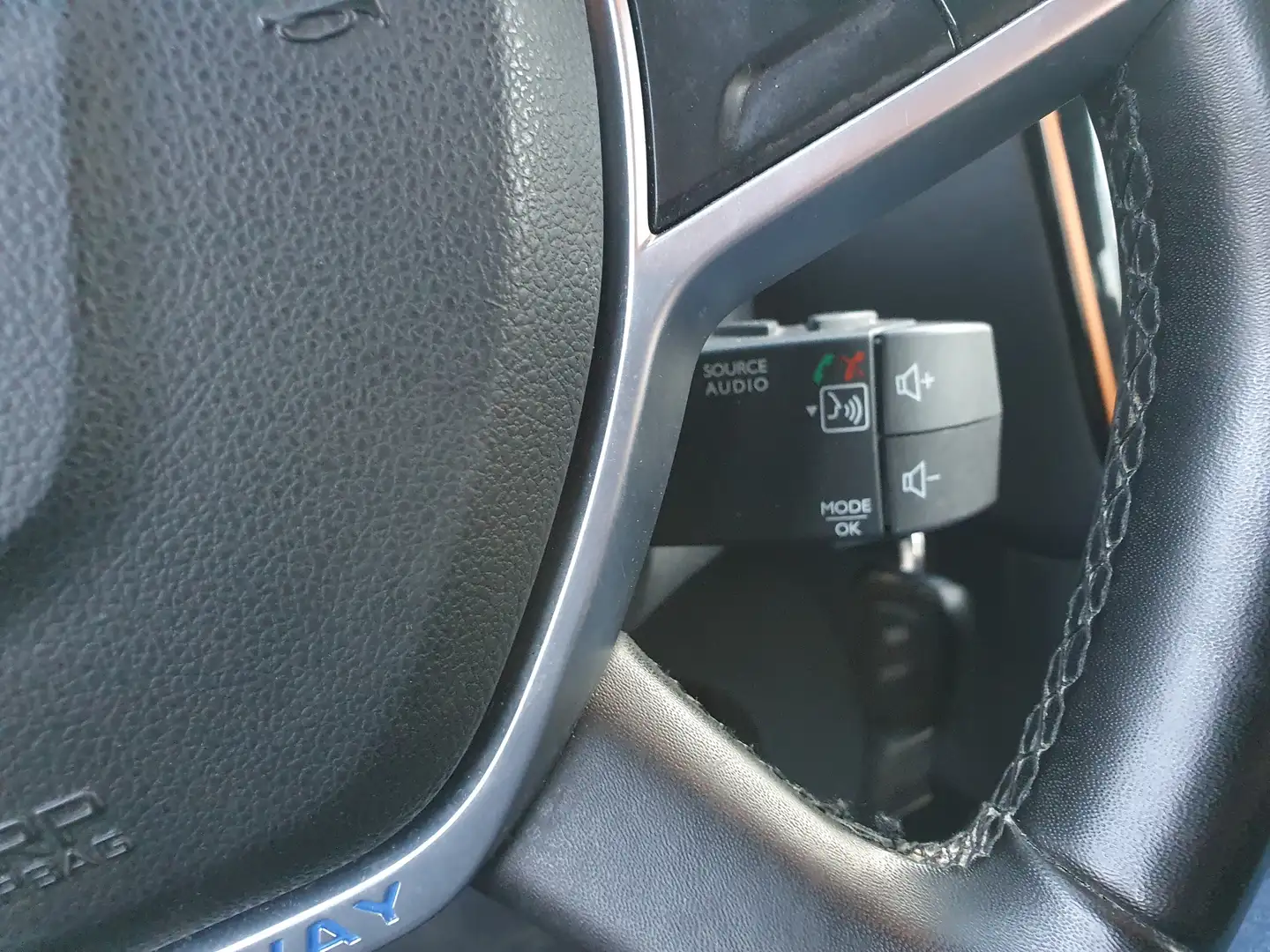 Vehicle image, number 14