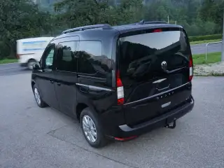 Vehicle image thumbnail, number 7