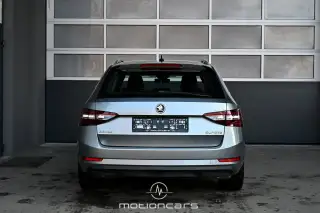 Vehicle image thumbnail, number 4