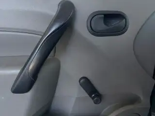 Vehicle image thumbnail, number 17