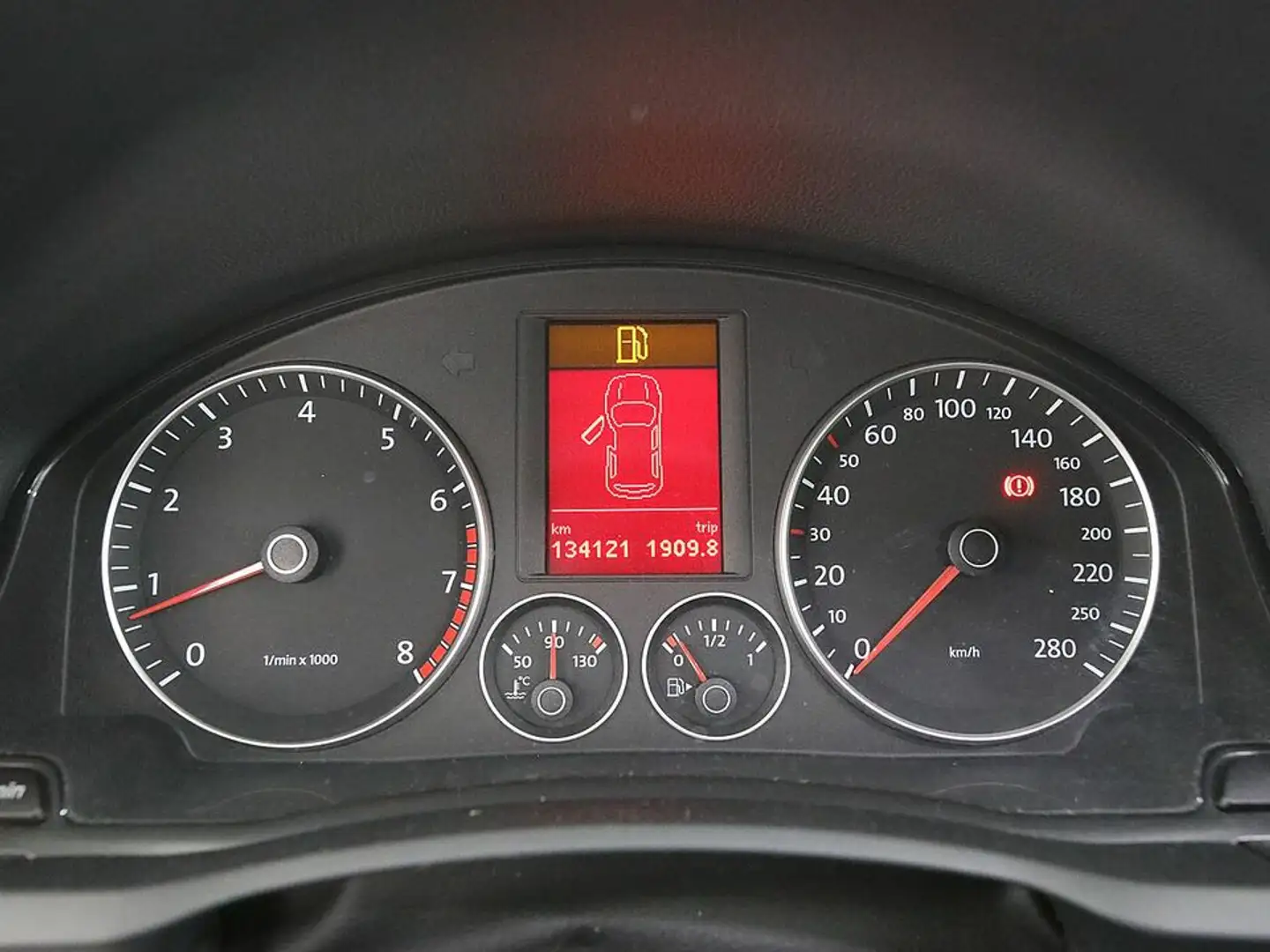 Vehicle image, number 14